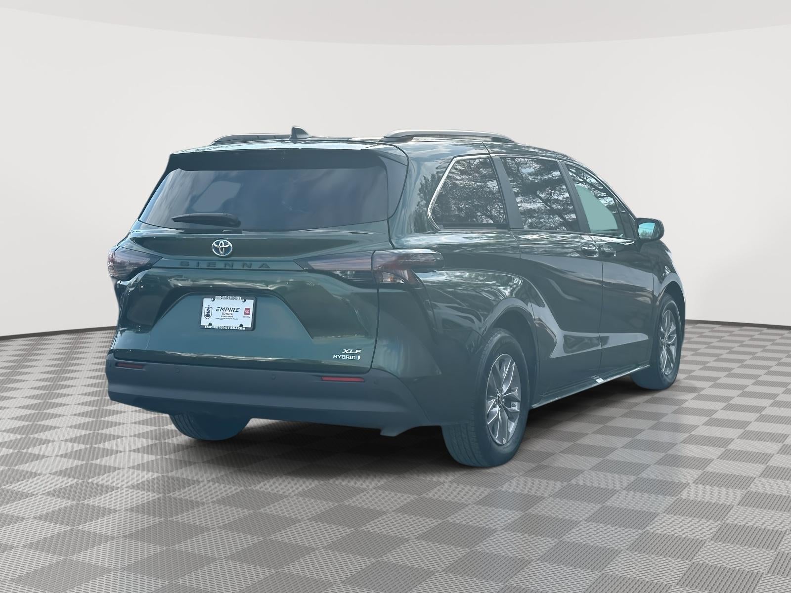 2024 Toyota Sienna XLE
