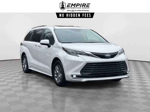 2024 Toyota Sienna XLE
