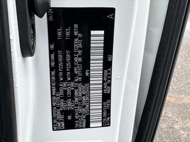 2024 Toyota Sienna XLE