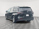 2025 Toyota Sienna XLE 8 Passenger