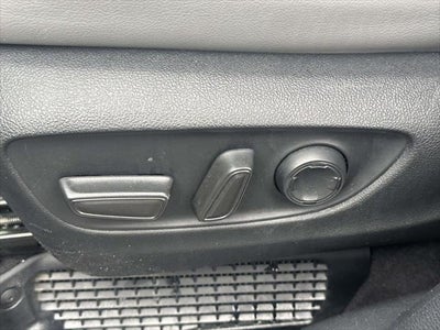 2025 Toyota Sienna XLE 8 Passenger