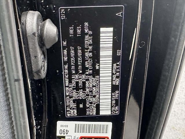 2025 Toyota Sienna XLE 8 Passenger