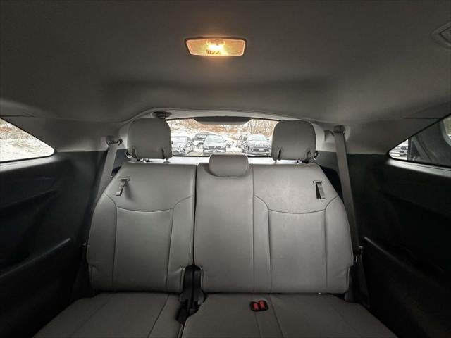 2025 Toyota Sienna XLE 8 Passenger
