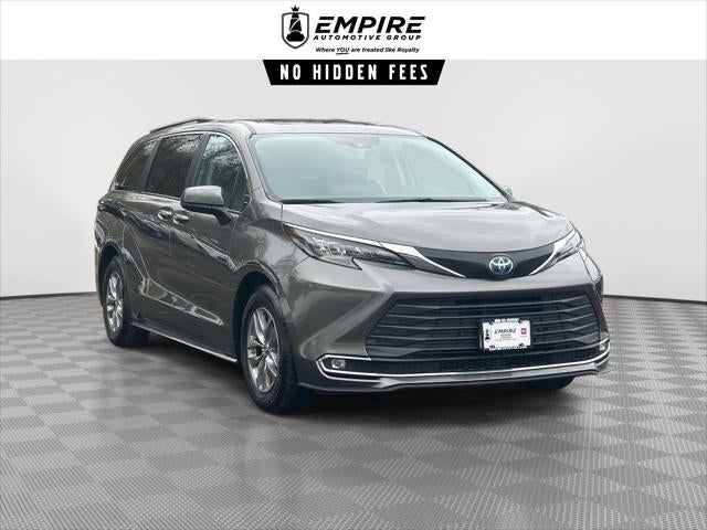 2024 Toyota Sienna XLE