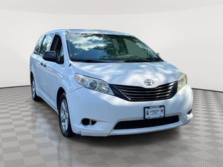 2013 Toyota Sienna L V6 7 Passenger