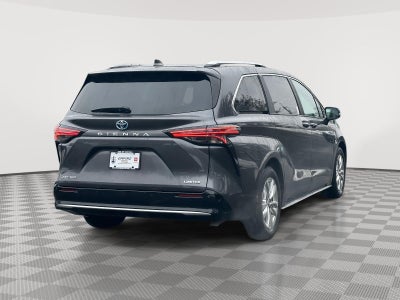 2025 Toyota Sienna Limited