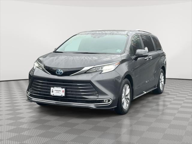 2025 Toyota Sienna Limited