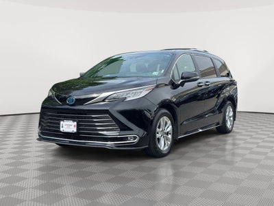 2025 Toyota Sienna Limited