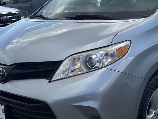 2019 Toyota Sienna L 7 Passenger