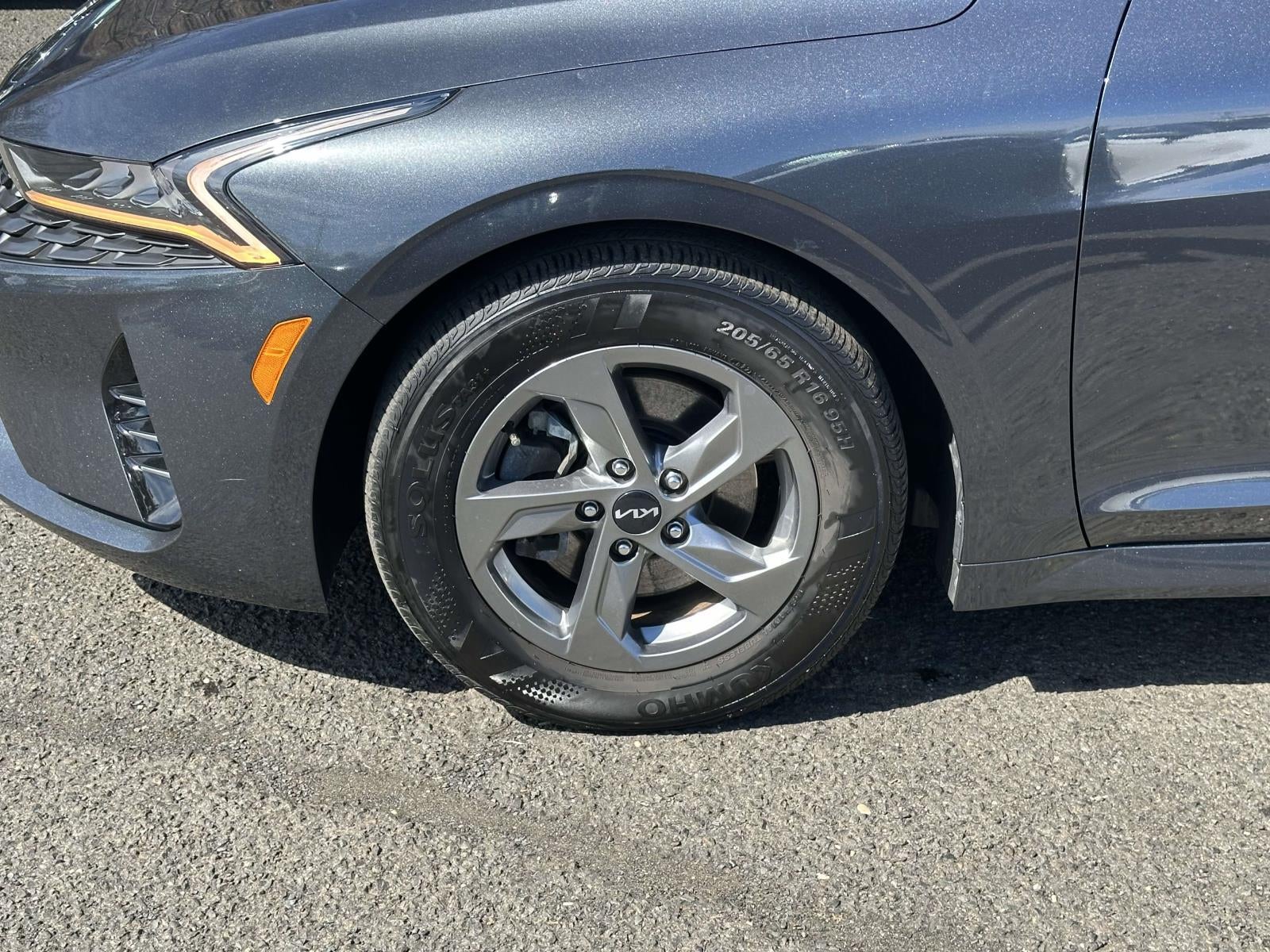 2022 Kia K5 LXS