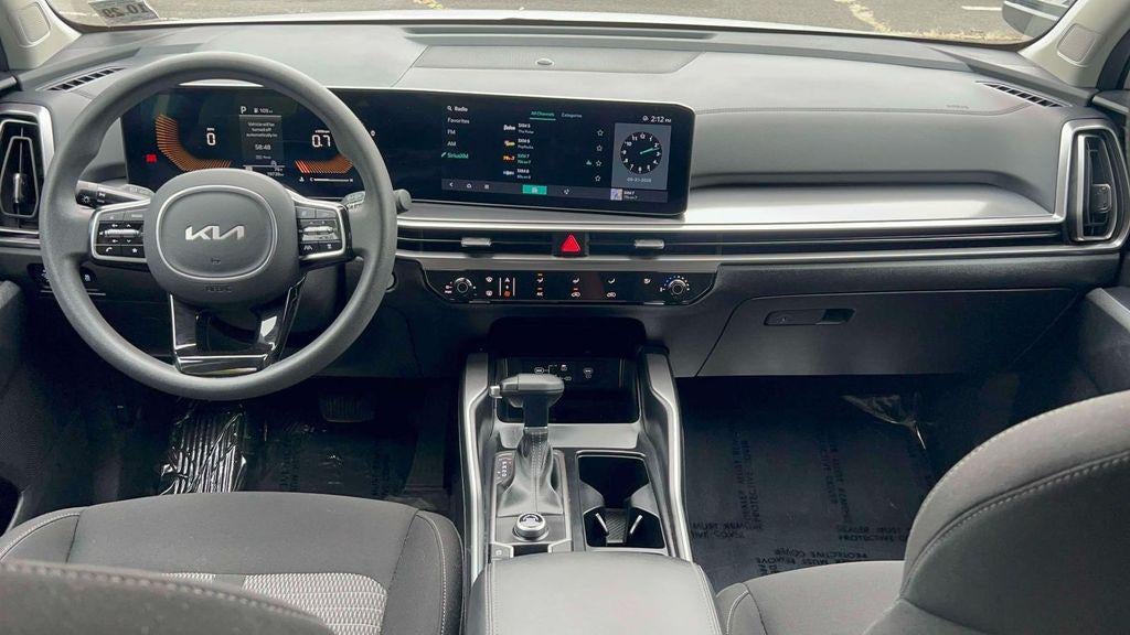2024 Kia Sorento LX