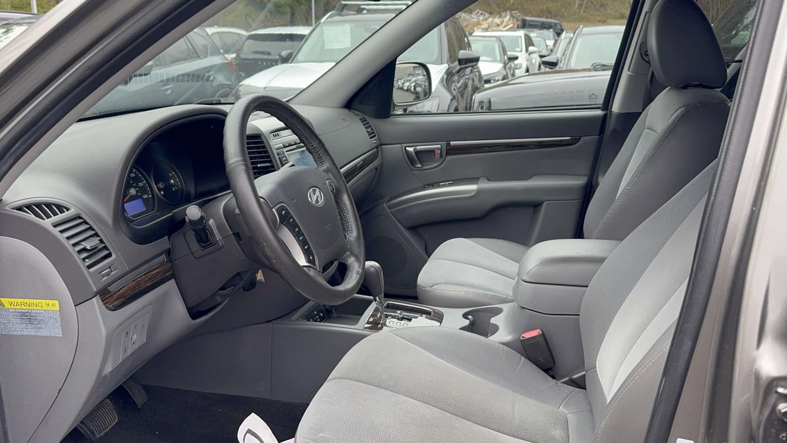 2011 Hyundai Santa Fe SE