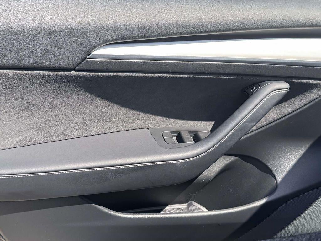 2022 Tesla Model 3 Long Range Dual Motor All-Wheel Drive