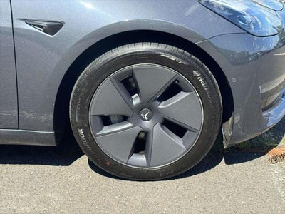 2022 Tesla Model 3 Long Range Dual Motor All-Wheel Drive
