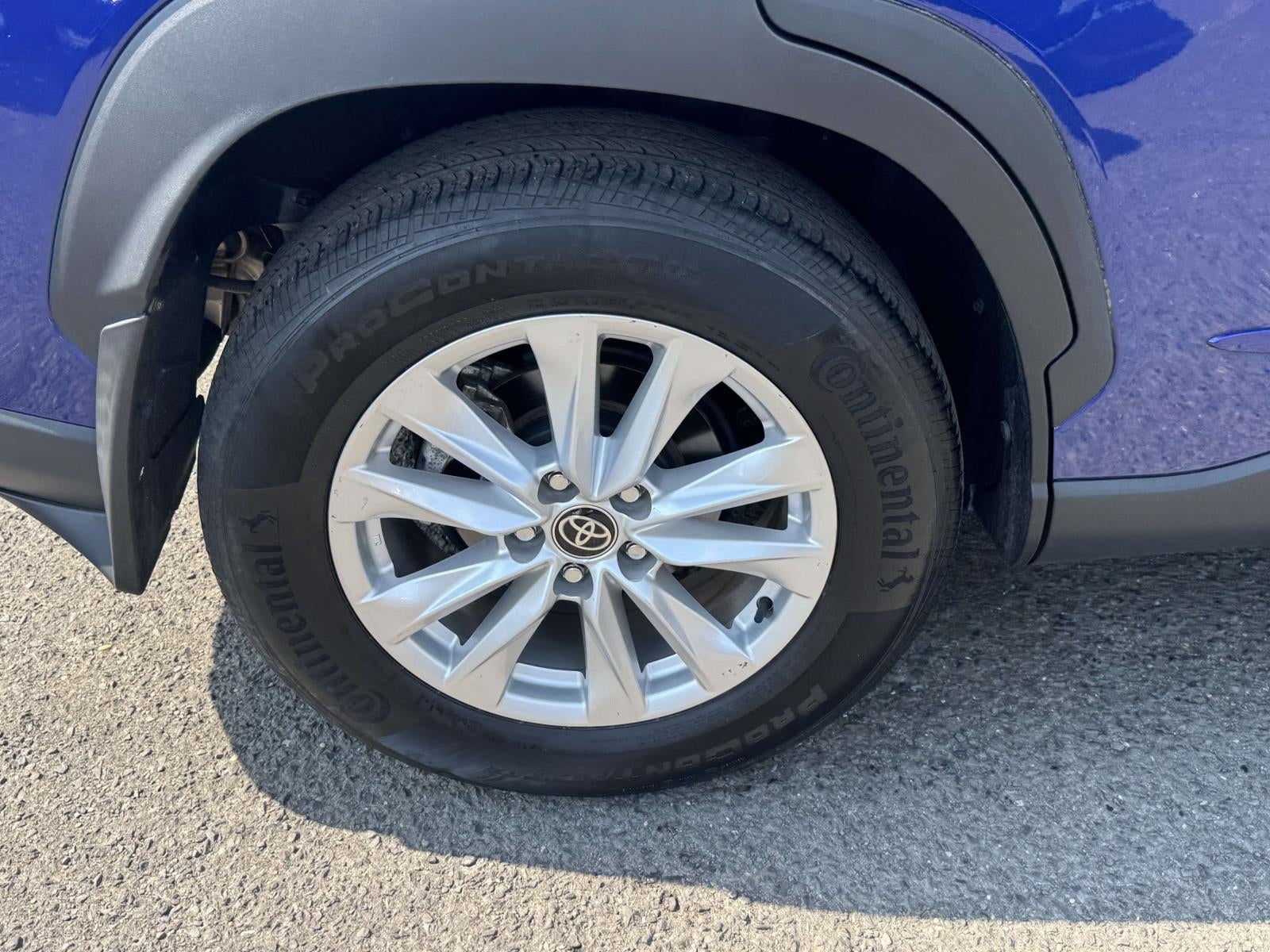 2023 Toyota Corolla Cross LE