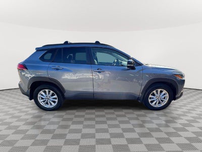 2025 Toyota Corolla Cross LE