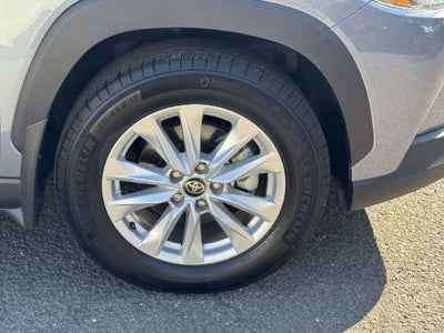 2025 Toyota Corolla Cross LE
