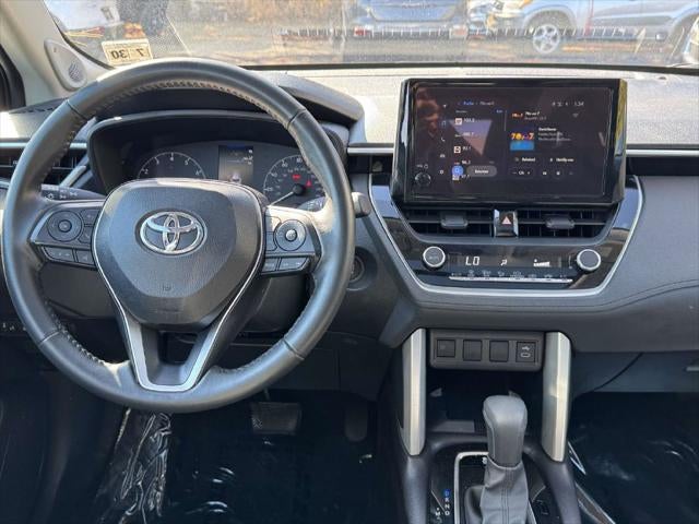 2025 Toyota Corolla Cross LE