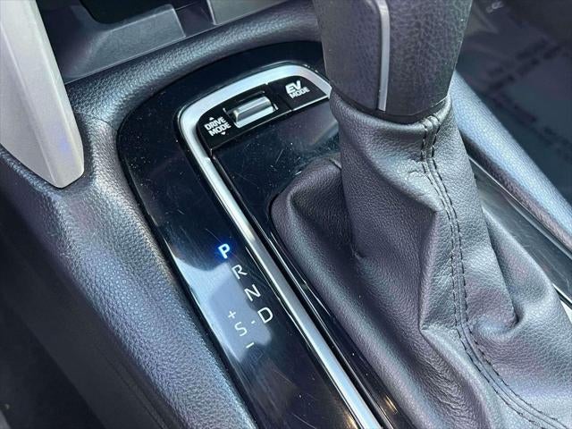 2024 Toyota Corolla Cross Hybrid SE