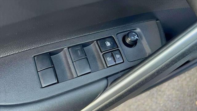 2024 Toyota Corolla Cross Hybrid SE