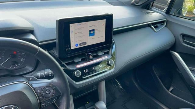 2024 Toyota Corolla Cross Hybrid SE