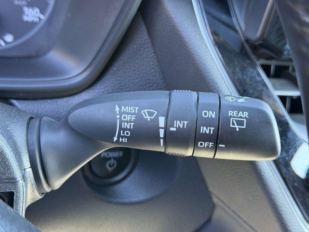 2024 Toyota Corolla Cross Hybrid SE