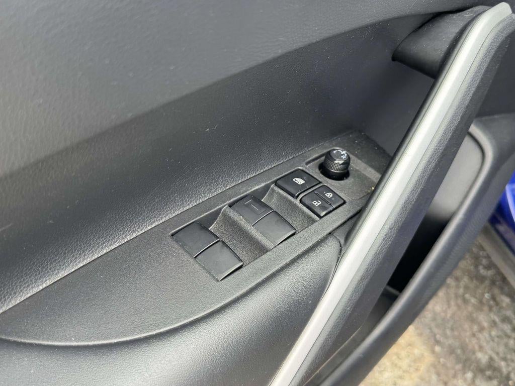 2024 Toyota Corolla Cross Hybrid SE