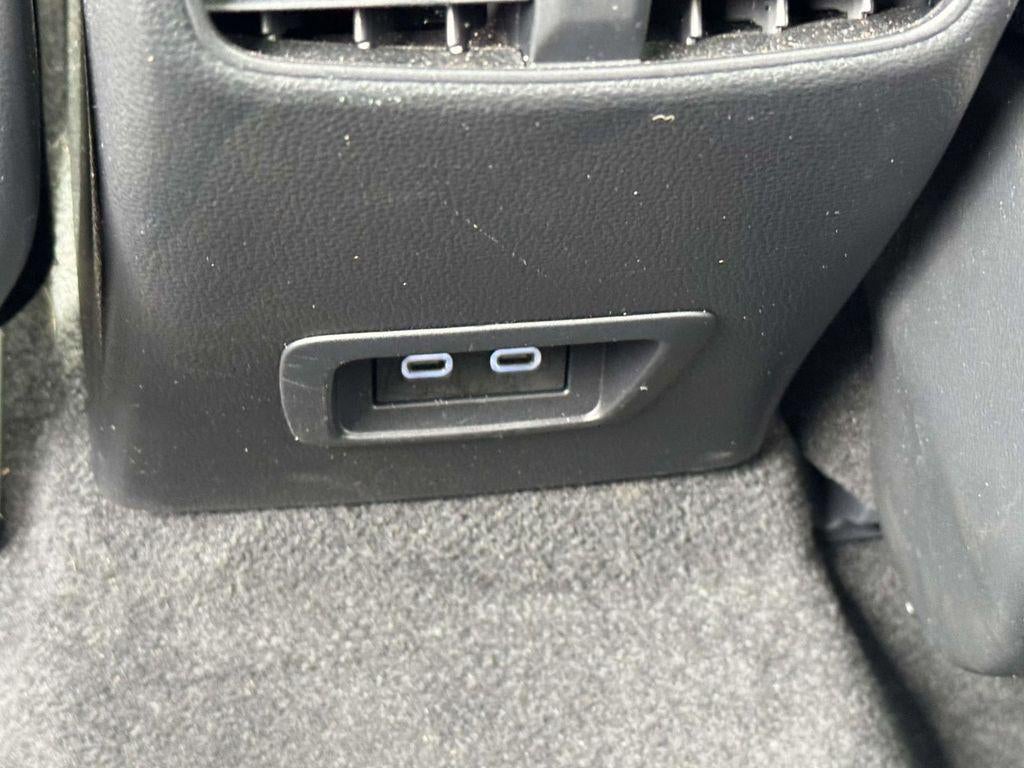 2024 Toyota Corolla Cross Hybrid SE