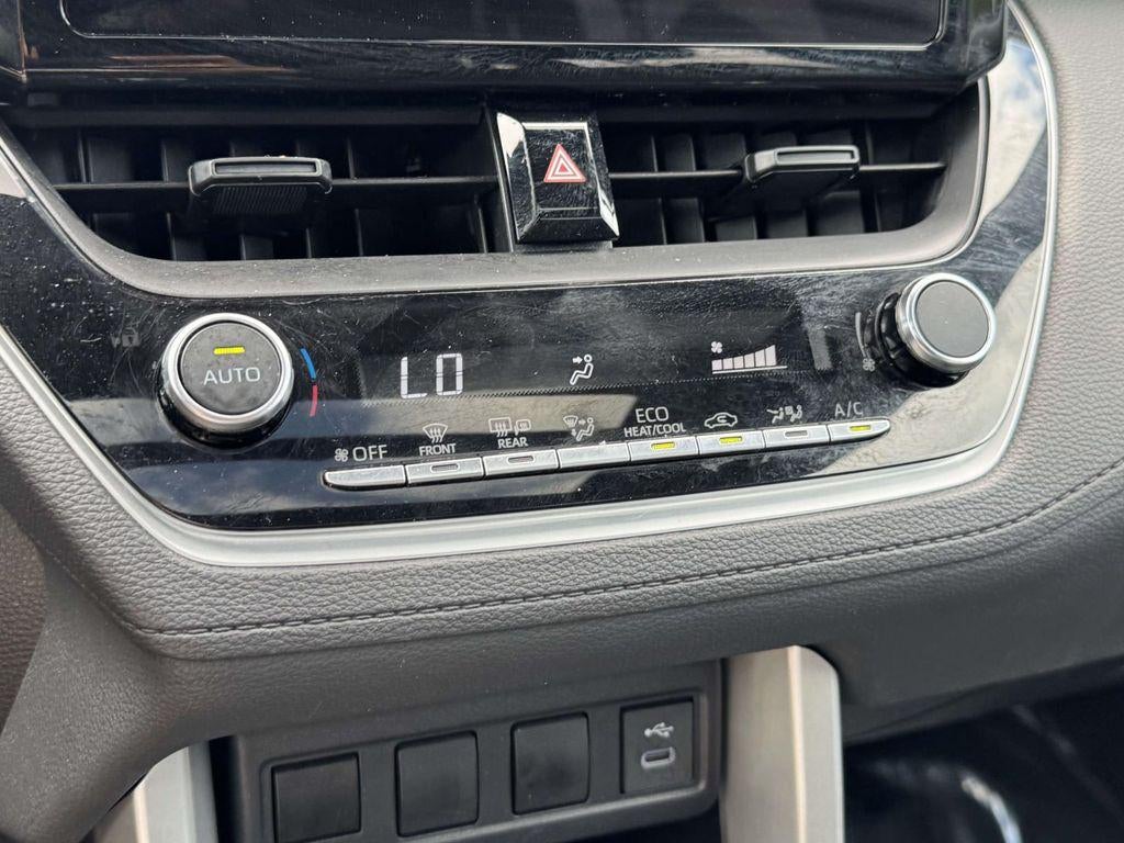 2024 Toyota Corolla Cross Hybrid SE