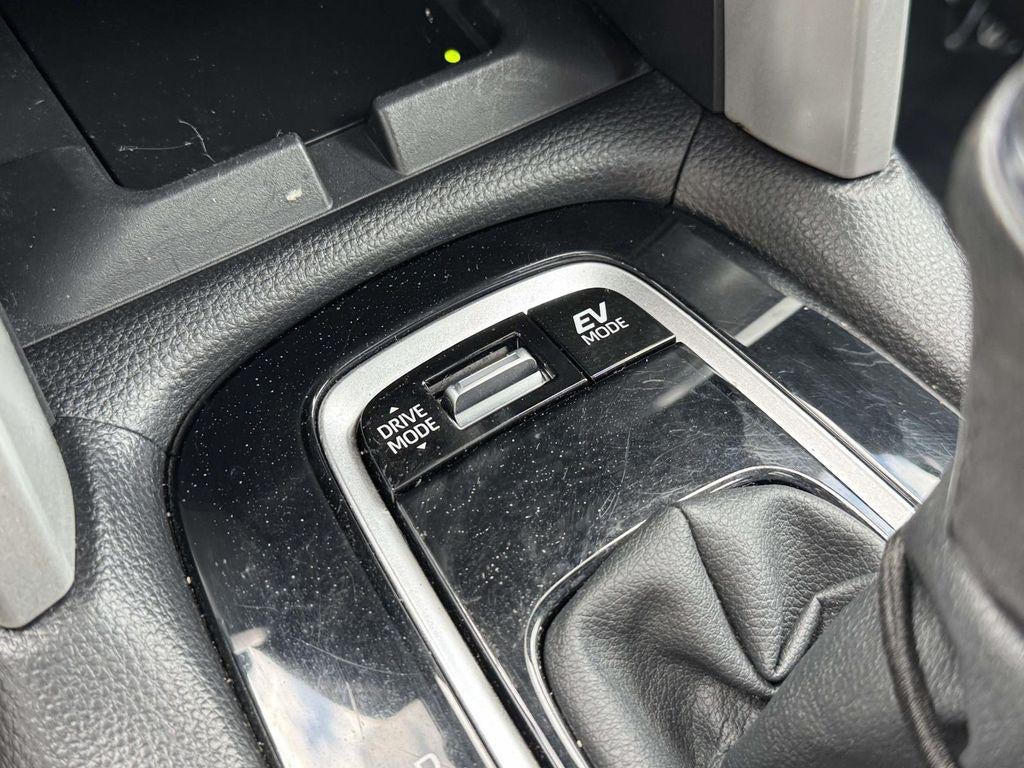 2024 Toyota Corolla Cross Hybrid SE
