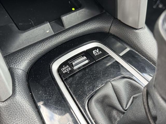 2024 Toyota Corolla Cross Hybrid SE