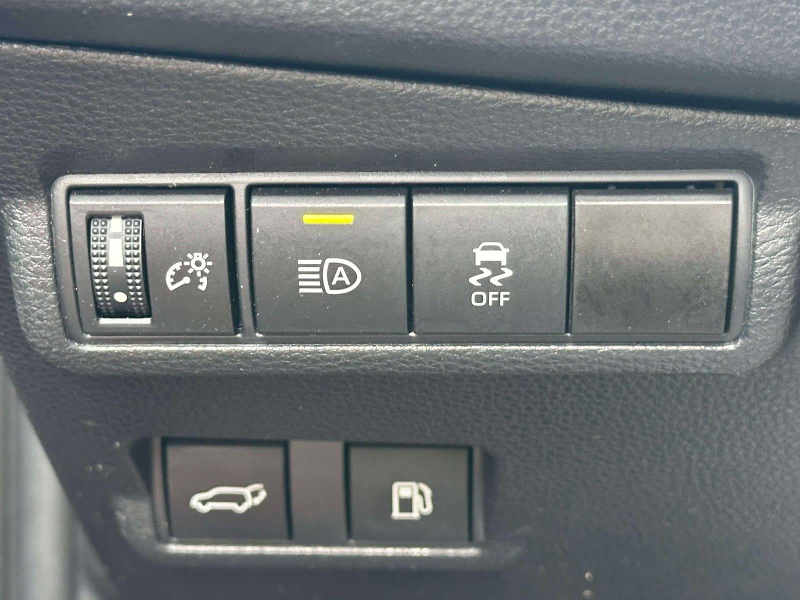 2023 Toyota Corolla Cross Hybrid XSE