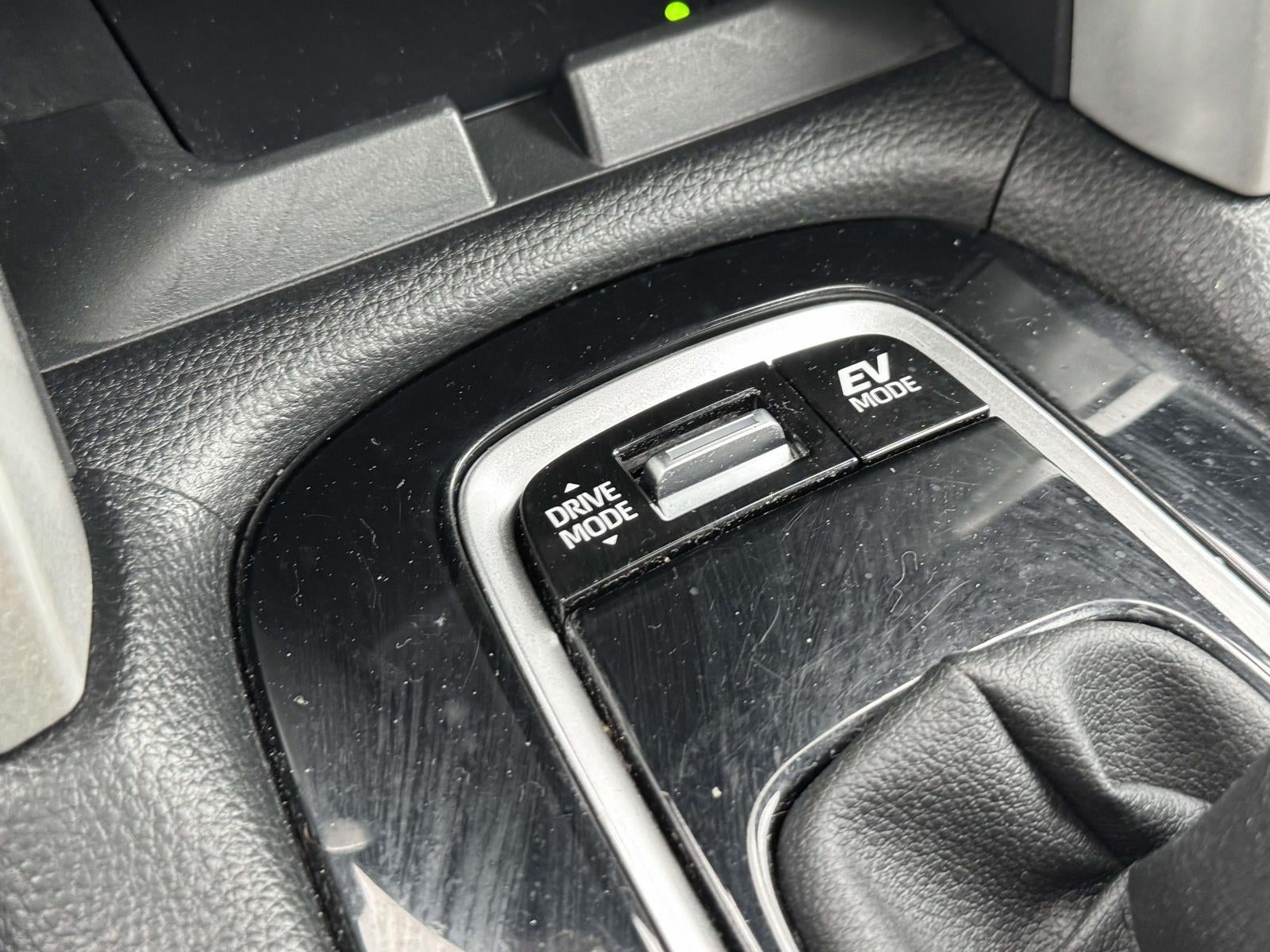 2024 Toyota Corolla Cross Hybrid SE