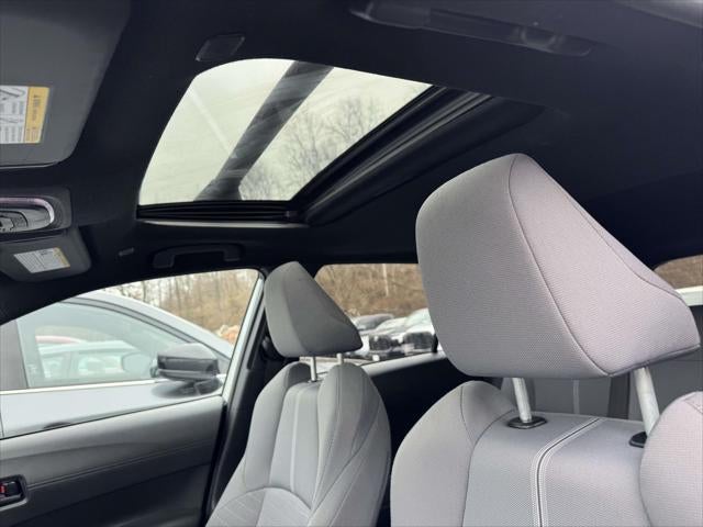 2024 Toyota Corolla Cross Hybrid SE