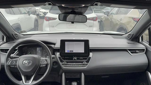 2024 Toyota Corolla Cross Hybrid SE