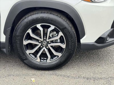 2024 Toyota Corolla Cross Hybrid SE