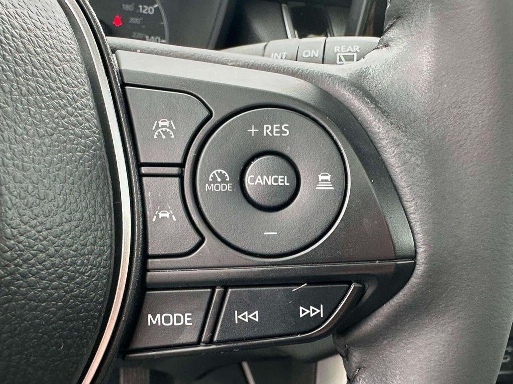 2024 Toyota Corolla Cross Hybrid SE