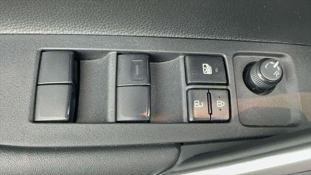 2024 Toyota Corolla Cross Hybrid SE