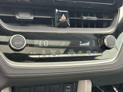 2024 Toyota Corolla Cross Hybrid SE