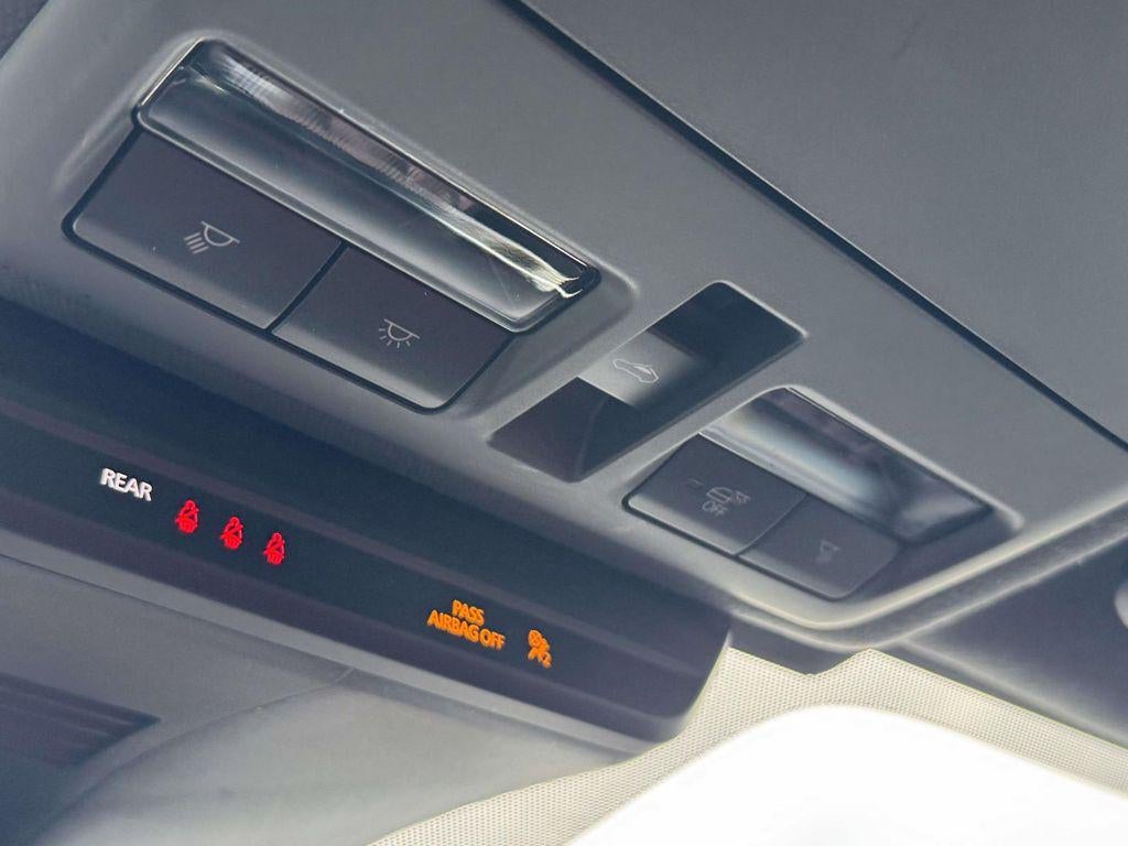 2023 Mazda Mazda3 Hatchback 2.5 S Carbon Edition