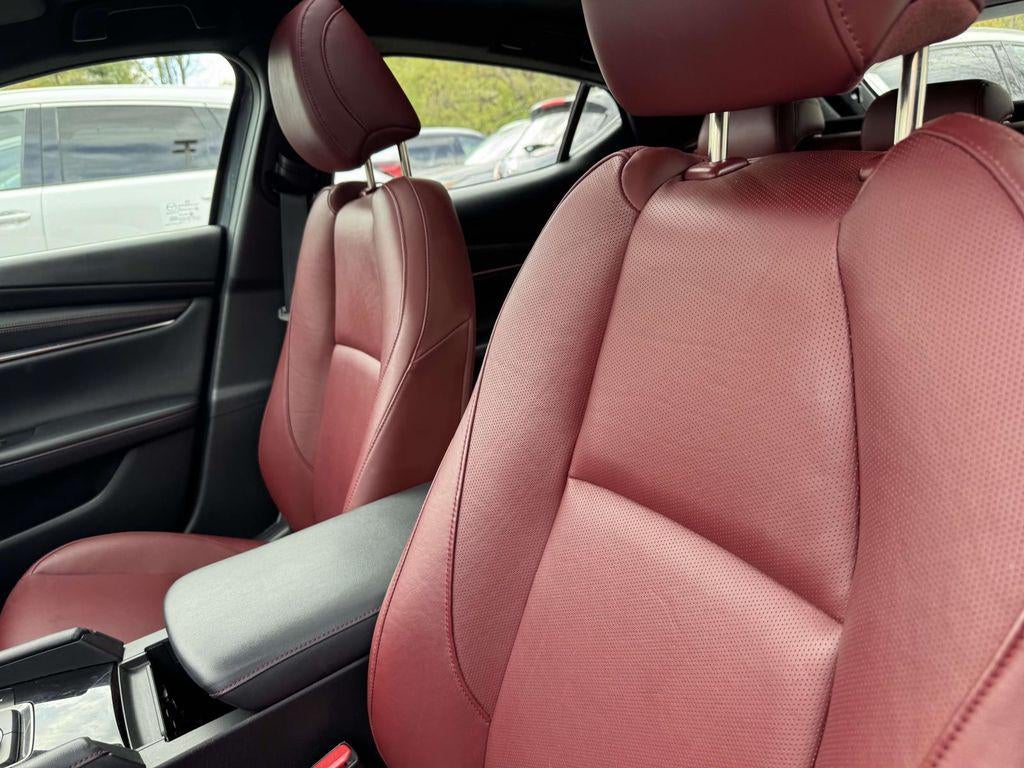 2023 Mazda Mazda3 Hatchback 2.5 S Carbon Edition