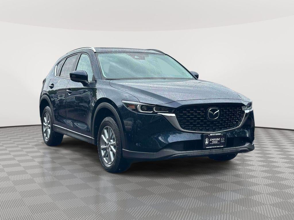 2023 Mazda CX-5 S Preferred package Auto AWD's photo