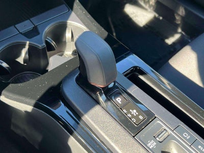 2025 Toyota Prius Plug-In Hybrid SE