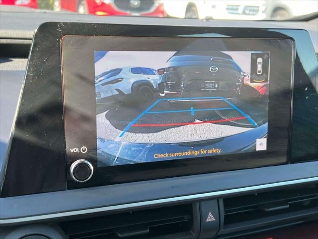 2025 Toyota Prius Plug-In Hybrid SE