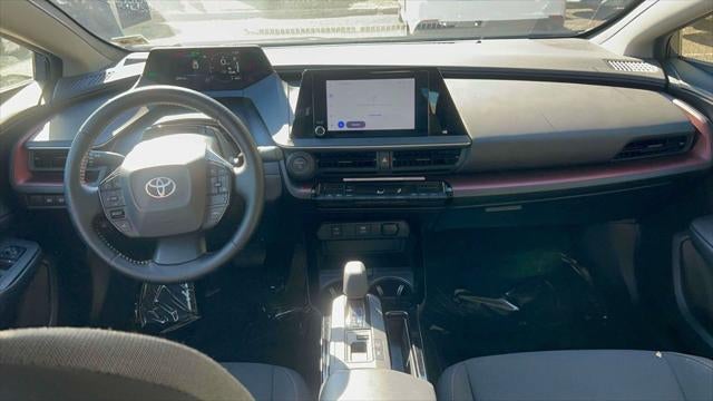 2025 Toyota Prius Plug-In Hybrid SE