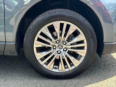 2023 Toyota Venza XLE