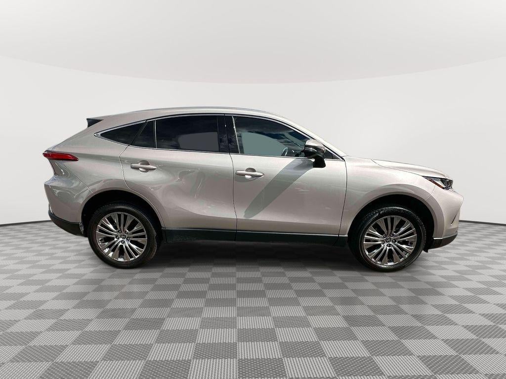 2023 Toyota Venza XLE
