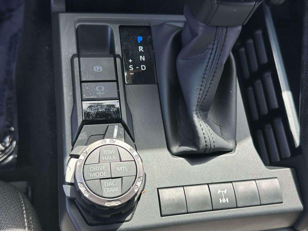 2025 Toyota 4Runner Hybrid TRD Off Road