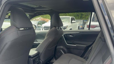2024 Toyota RAV4 Prime SE