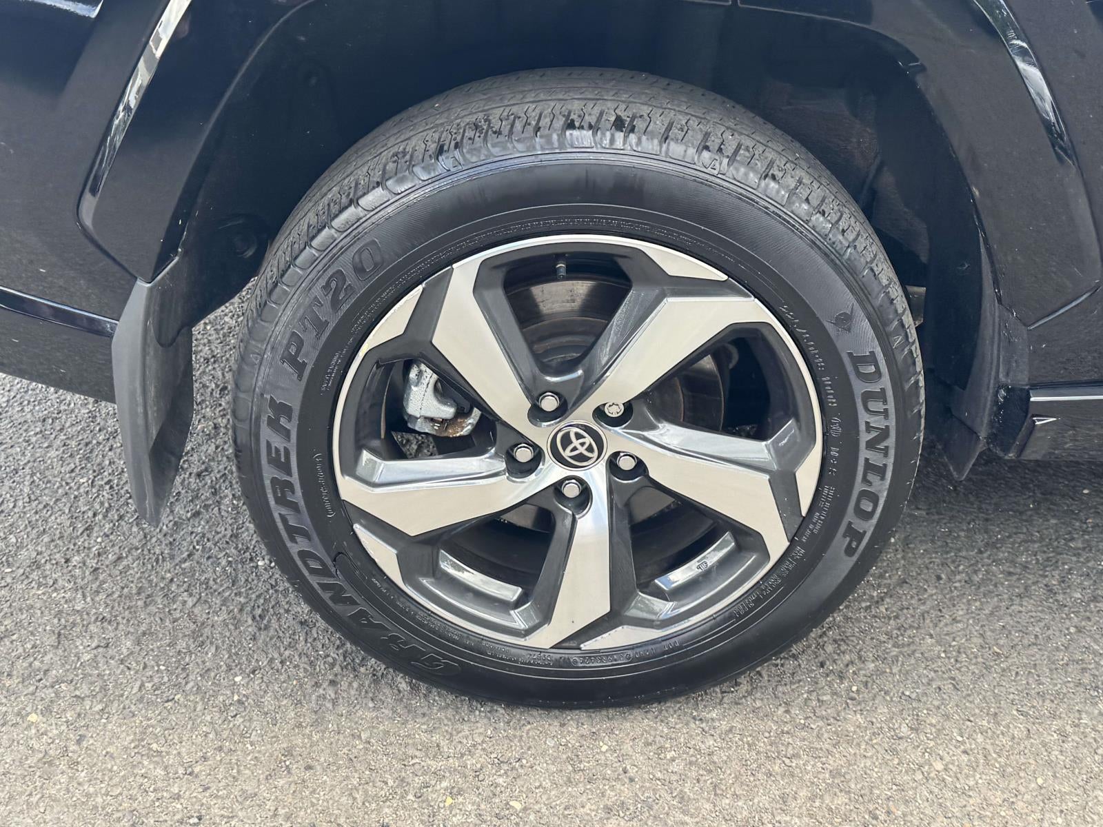 2024 Toyota RAV4 Prime SE